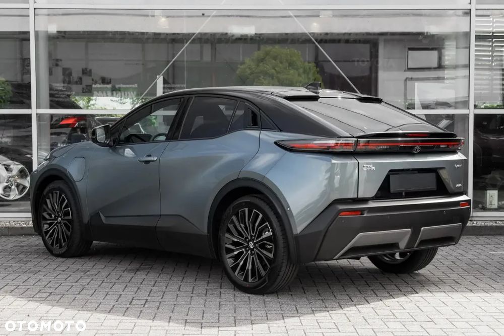Toyota C-HR+ - 6