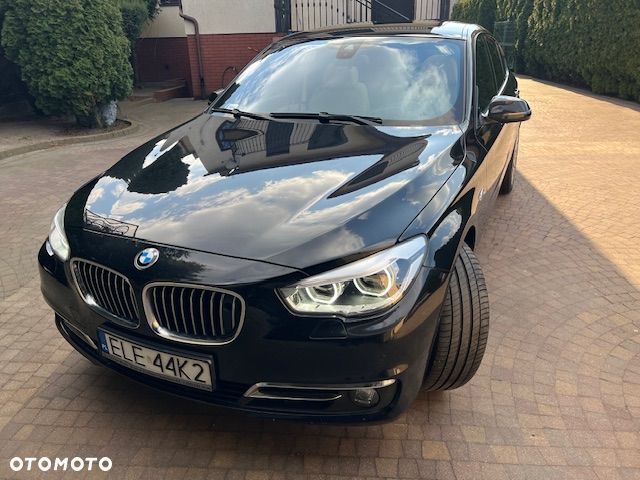 BMW Seria 5 530d xDrive - 32