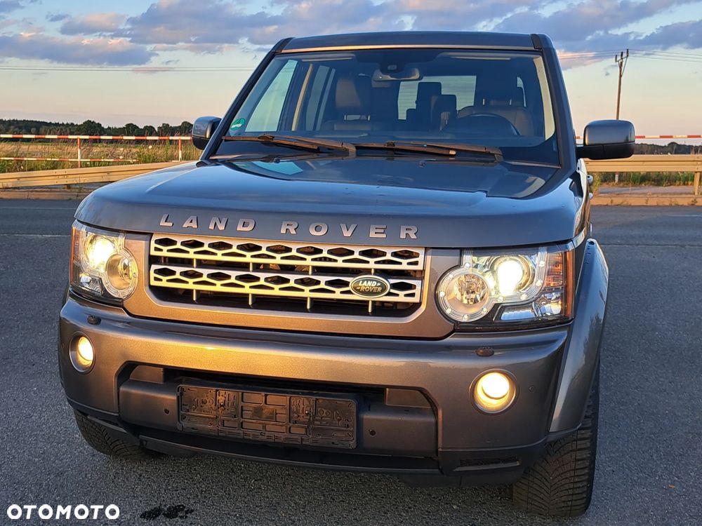 Land Rover Discovery SD V6 HSE - 36