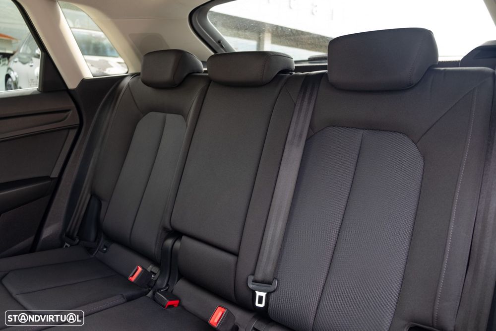 Audi Q3 Sportback 35 TDI S tronic - 28
