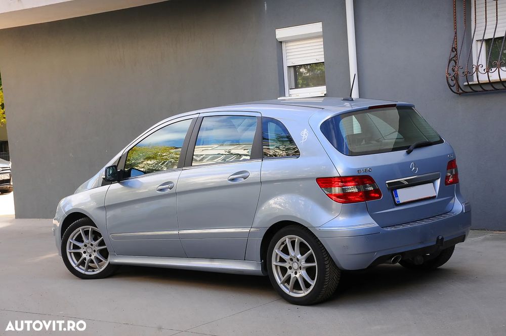 Mercedes-Benz B - 4
