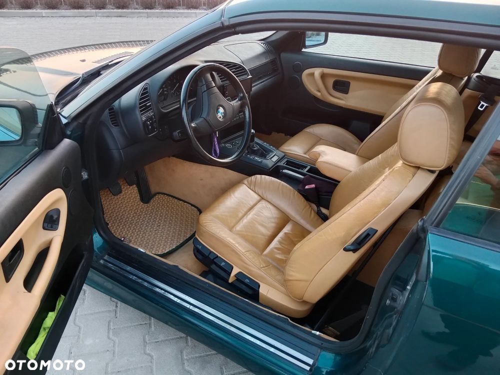 BMW Seria 3 318i - 12