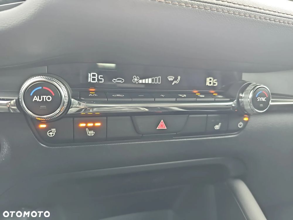 Mazda 3 2.0 mHEV Exclusive-Line - 19