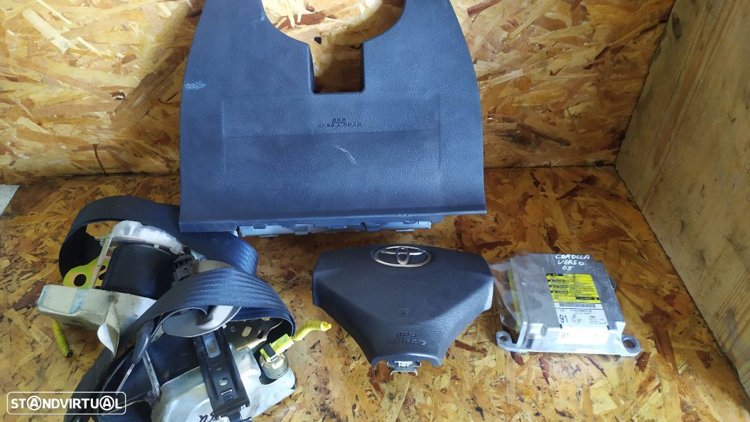KIT AIRBAGS TOYOTA COROLLA VERSO AR10 04-08 - 1