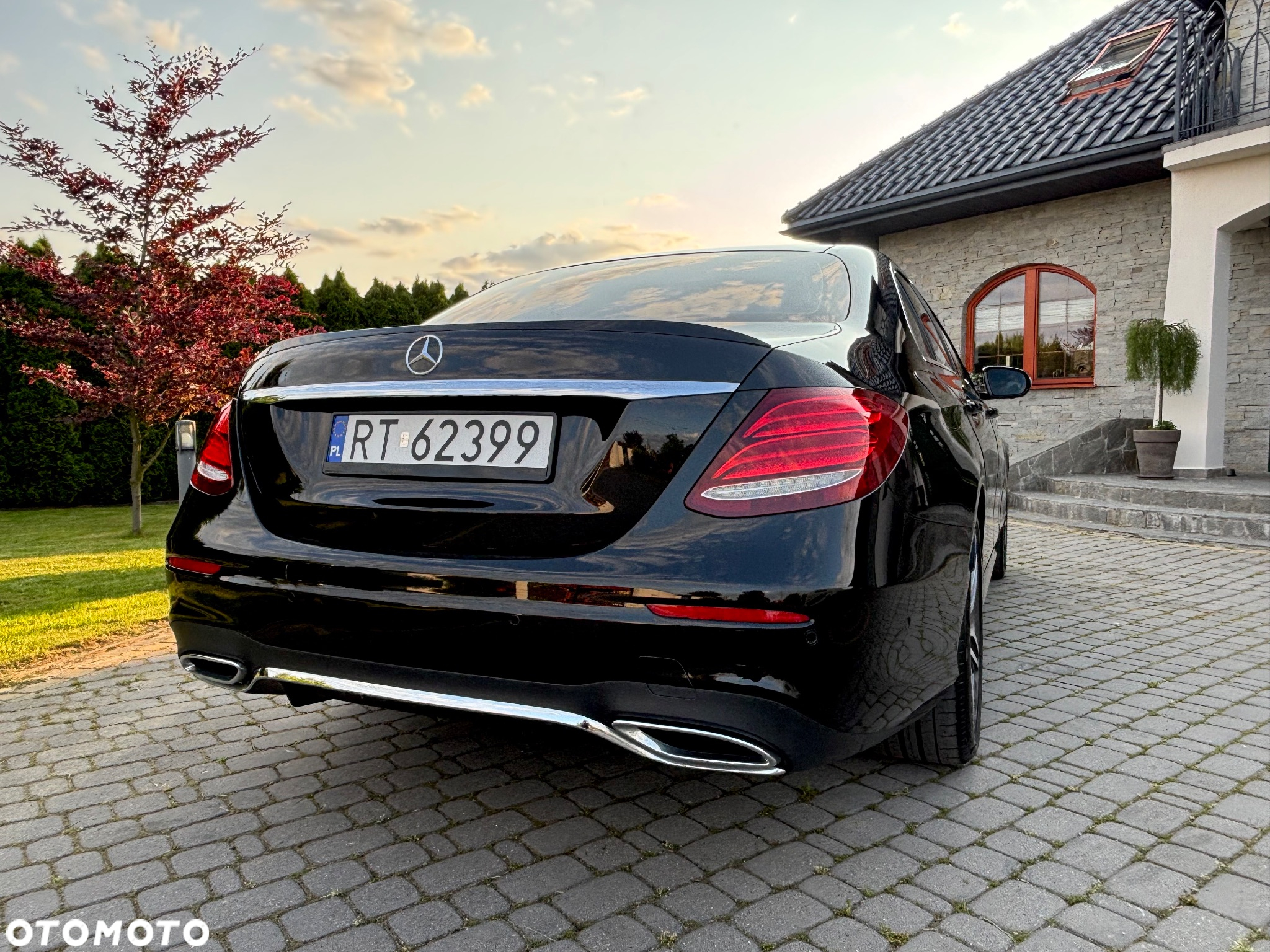 Mercedes-Benz Klasa E 220 d 9G-TRONIC AMG Line - 12