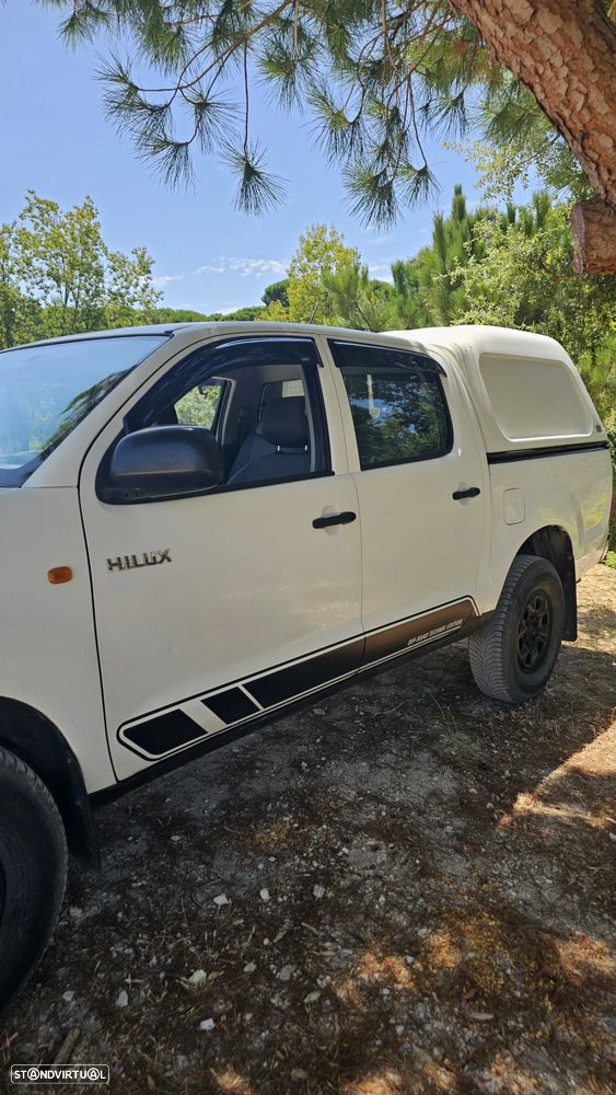 Toyota Hilux 2.5 D-4D 4WD CD CM AC - 12