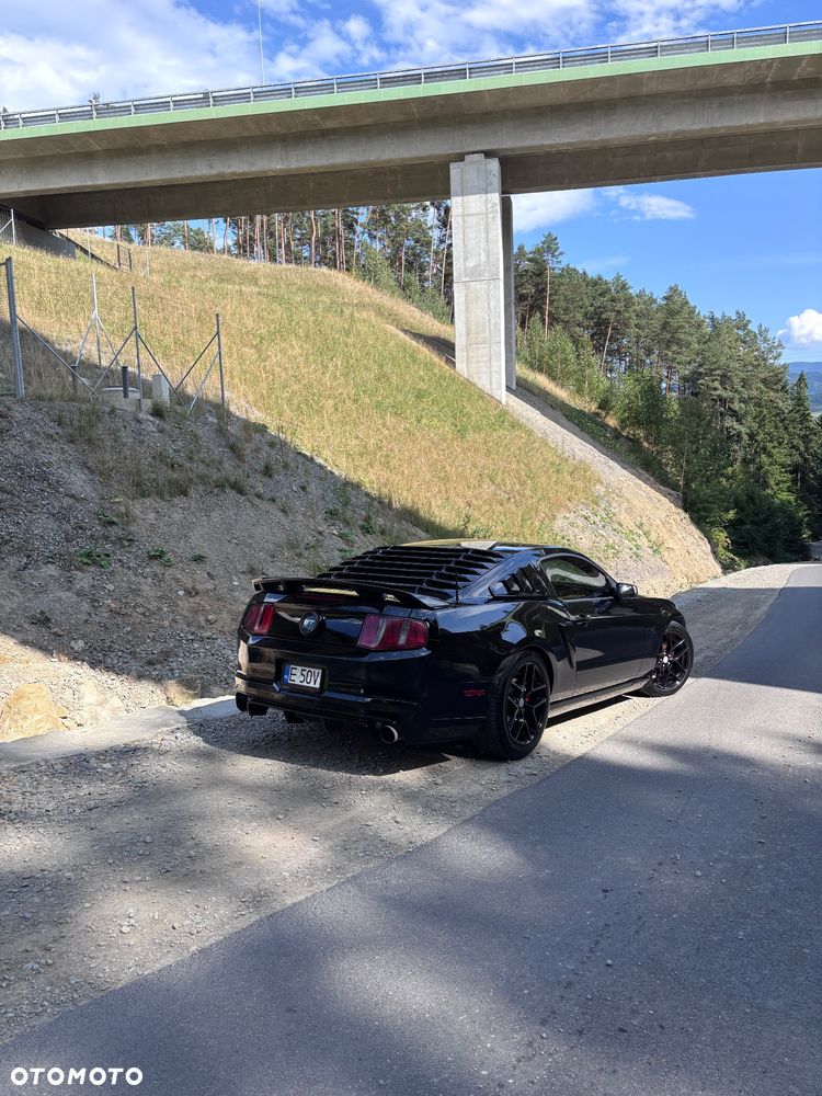 Ford Mustang 5.0 V8 GT - 3