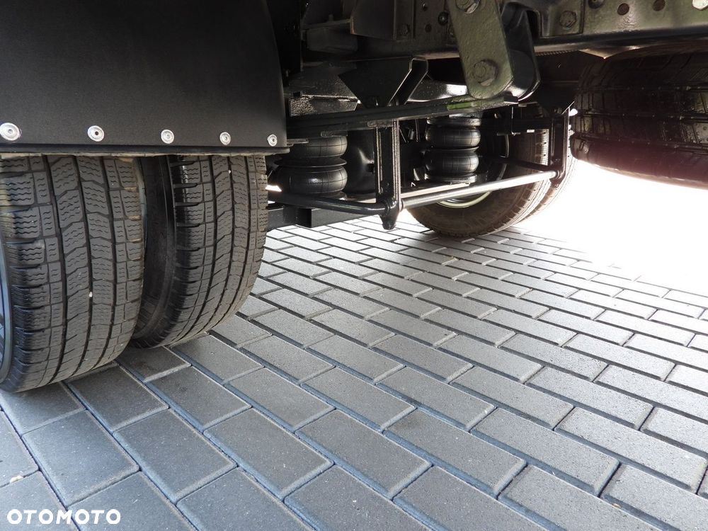 Iveco DAILY 50C18 PLANDEKA 11 PALET TEMPOMAT NAWIGACJA LEDY PNEUMATYKA BLIŹNIACZE KOŁA KLIMATYZACJA  180KM - 25