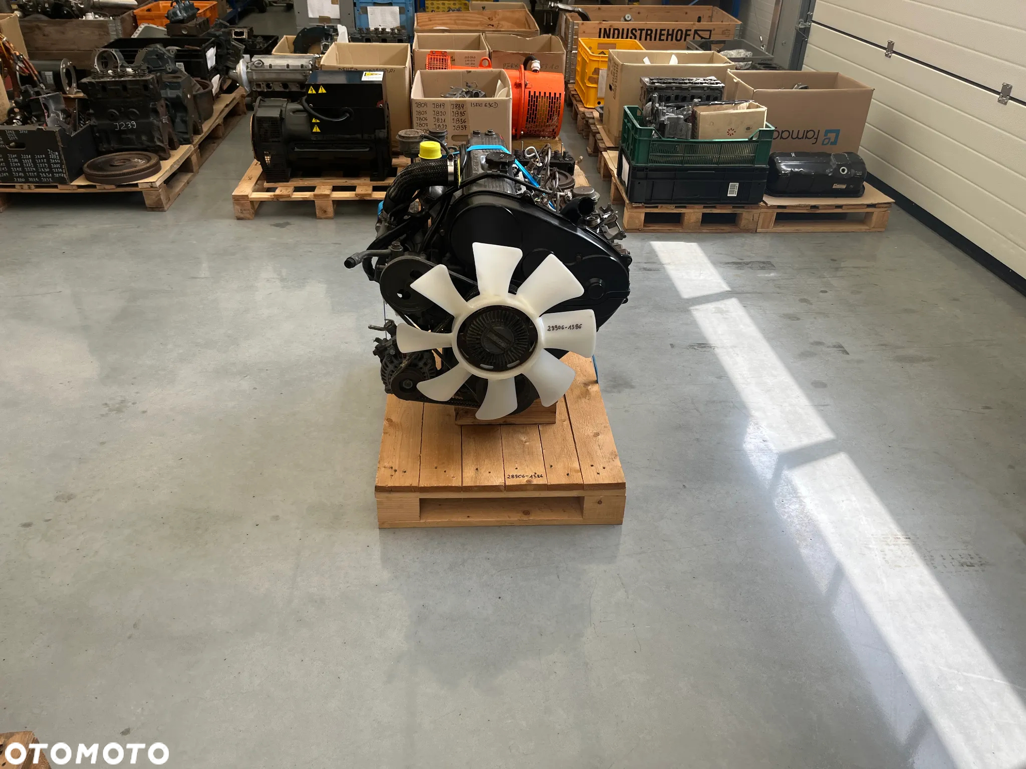 SILNIK KOMPLETNY 2.5 TD MITSUBISHI PAJERO L200 4D56 4877 netto - 2