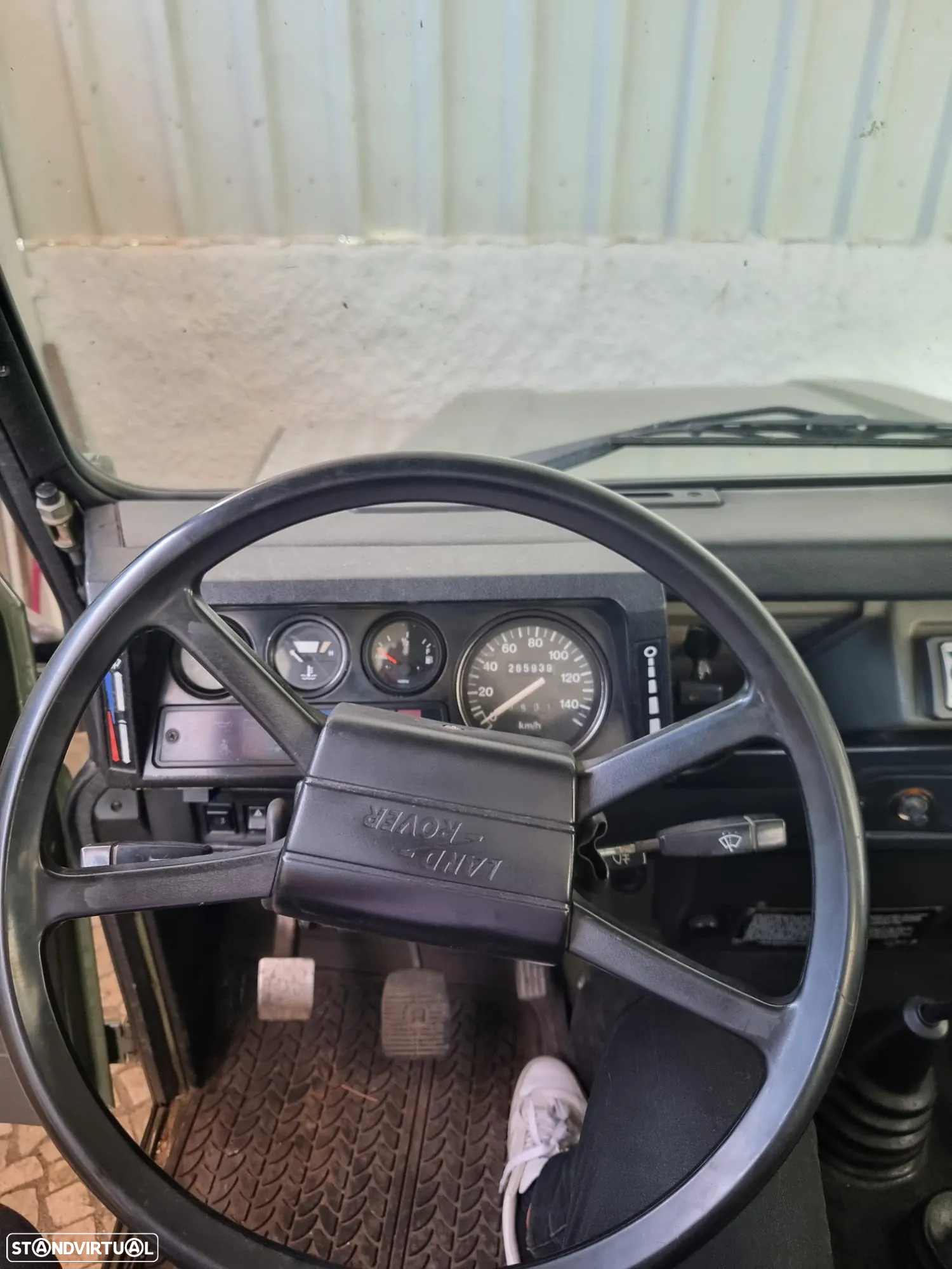 Land Rover Defender 90 2.5 TDi Metal Top - 7