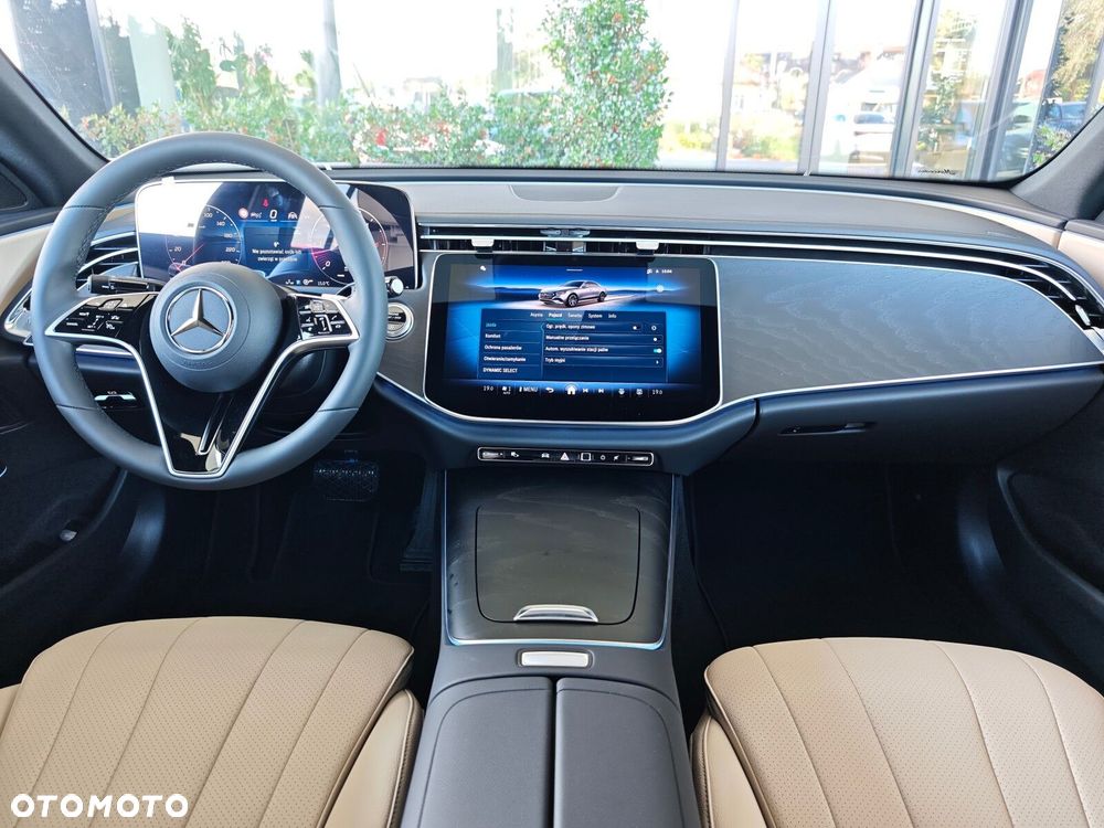 Mercedes-Benz Klasa E - 15