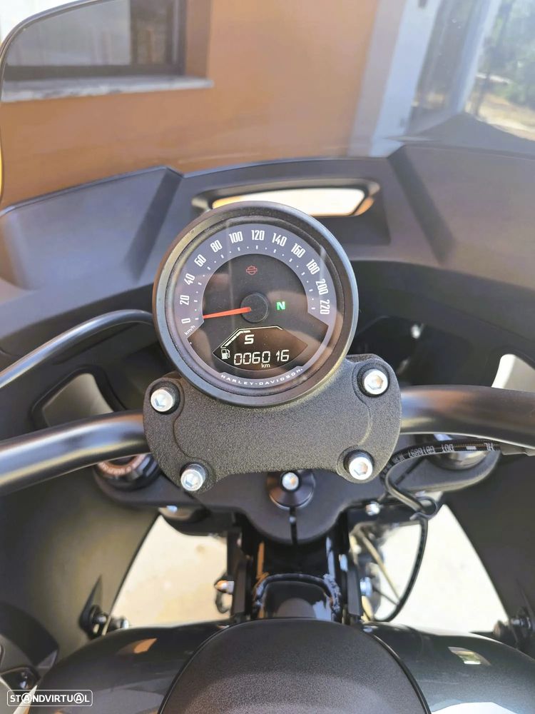 Harley-Davidson Softail LOW RIDER ST - 8