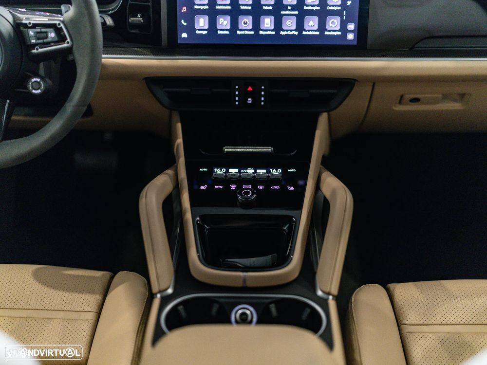 Porsche Cayenne Coupé E-Hybrid - 45