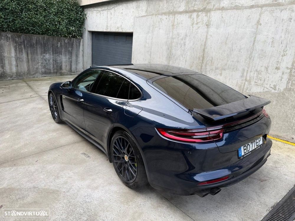 Porsche Panamera 4 E-Hybrid Platinum Edition - 6