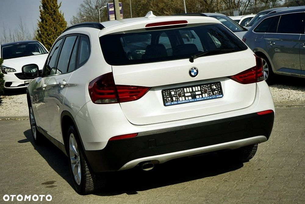 BMW X1 sDrive20d EfficientDynamics - 4