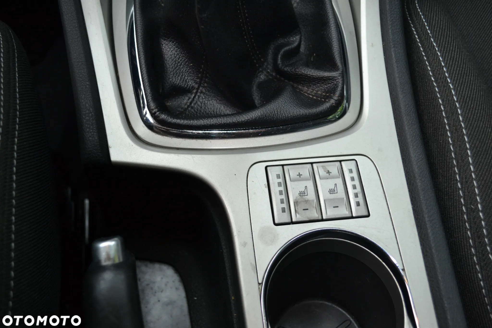 Ford Mondeo 1.6 Ambiente - 23