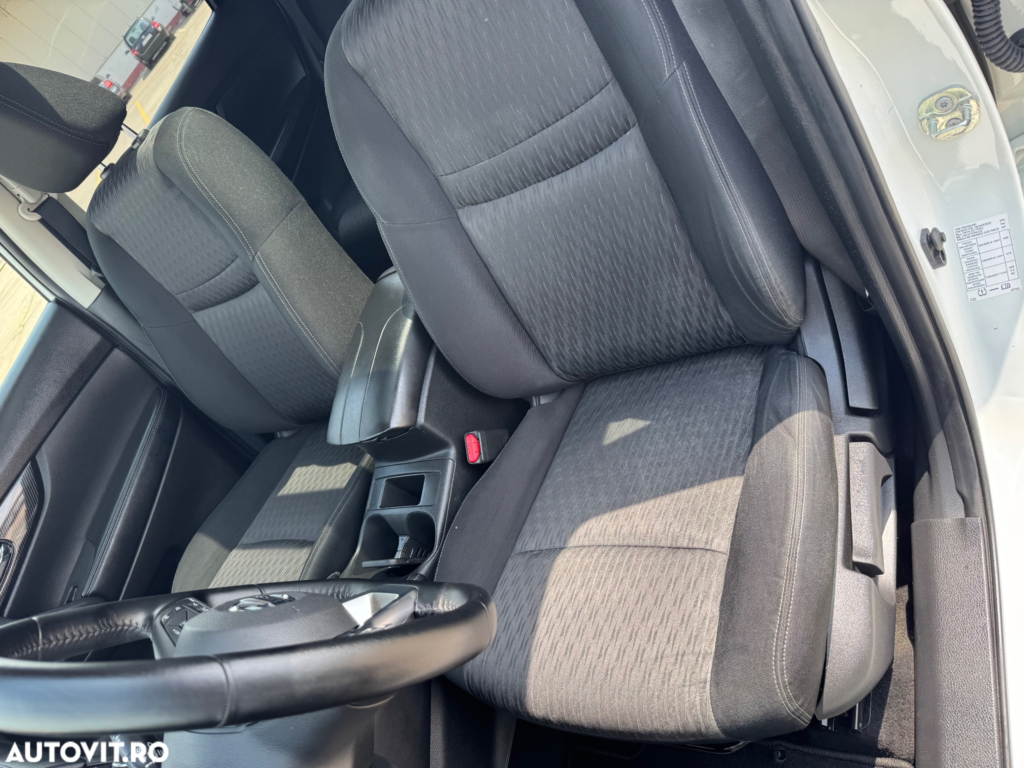 Nissan X-Trail 1.6 dCi Xtronic N-Connecta - 16