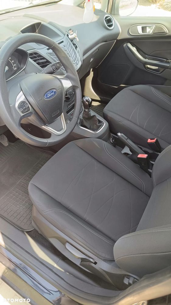 Ford Fiesta 1.6 TDCi DPF Trend - 6