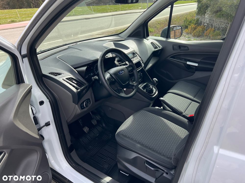 Ford Transit Connect - 10
