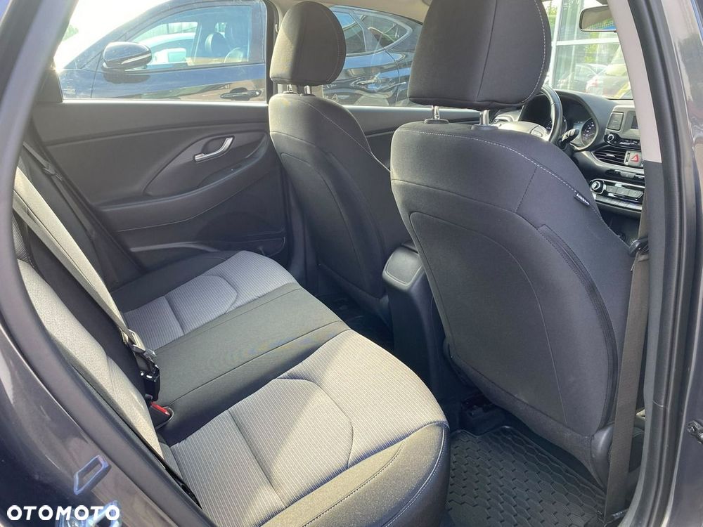 Hyundai i30 1.5 DPI Modern - 28