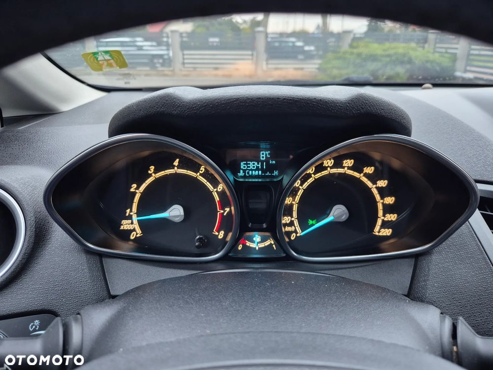 Ford Fiesta - 9