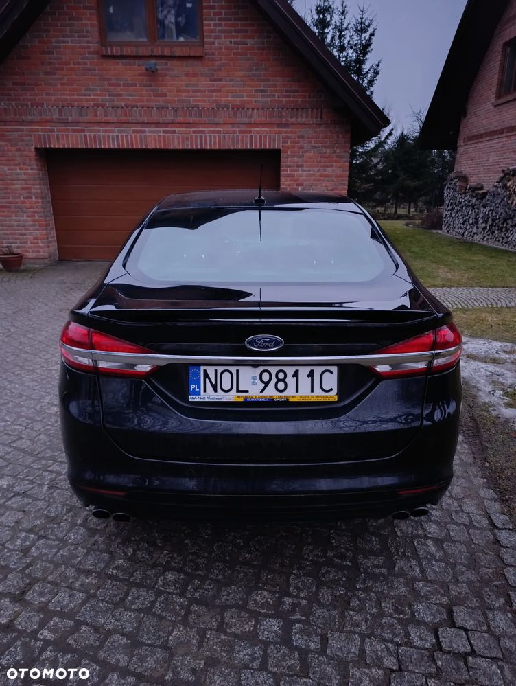 Ford Fusion - 5