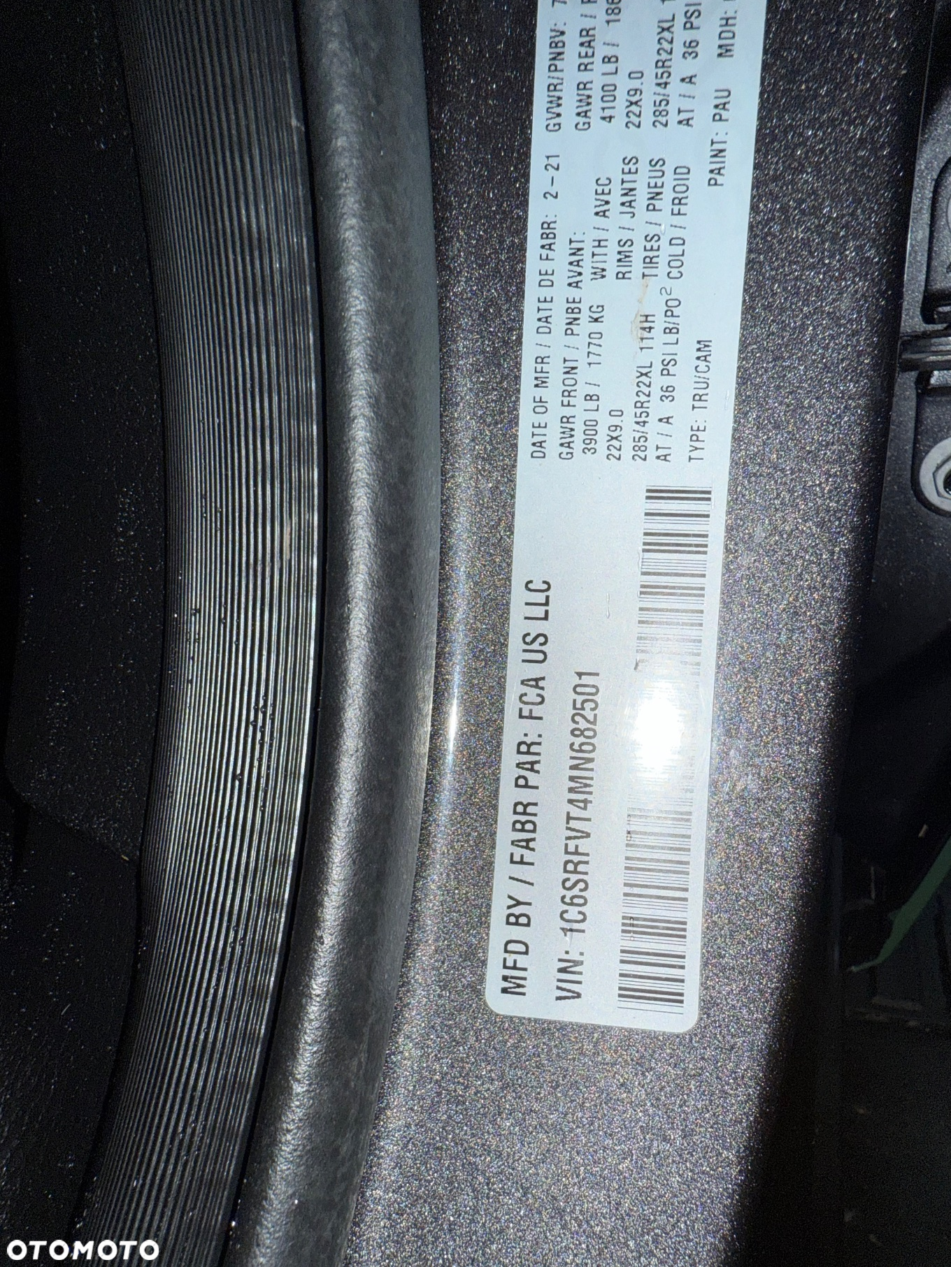 RAM 1500 Crew Cab Longbed Laramie - 30