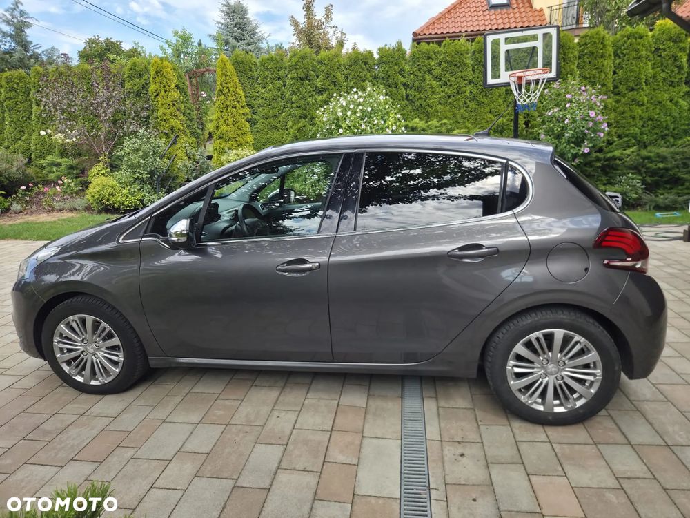 Peugeot 208 1.2 PureTech GPF Allure S&S - 4