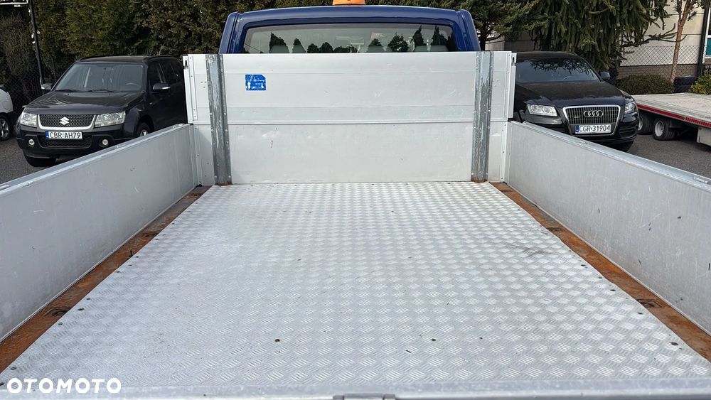 Volkswagen Transporter T5 - 6