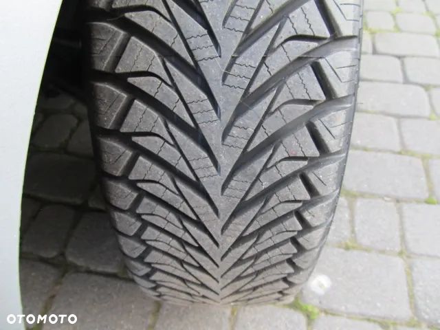 Opel Corsa 1.4 16V Active - 25