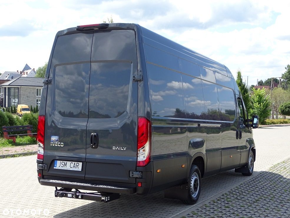 Iveco Daily 35S18 L4H3 3.0 180 Blaszak Furgon UNIKAT!! 77 Tyś.km. JAK NOWY!! Salon PL 1 Wł.!! - 12