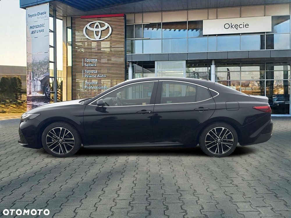 Toyota Camry 2025 photo 2