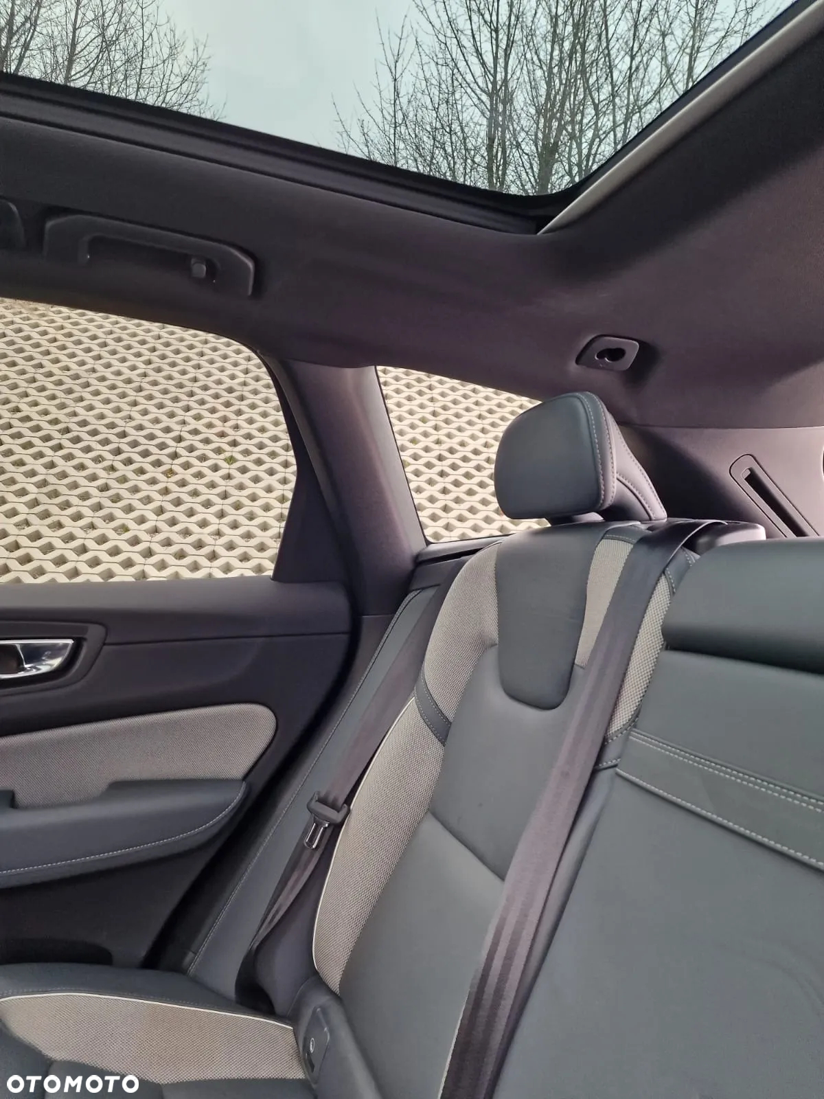 Volvo XC 60 T6 AWD Geartronic RDesign - 7