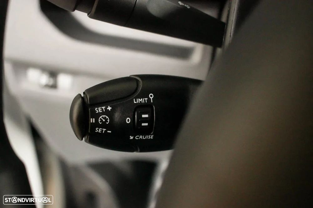 Peugeot e-Expert 50 kWh Standard - 19