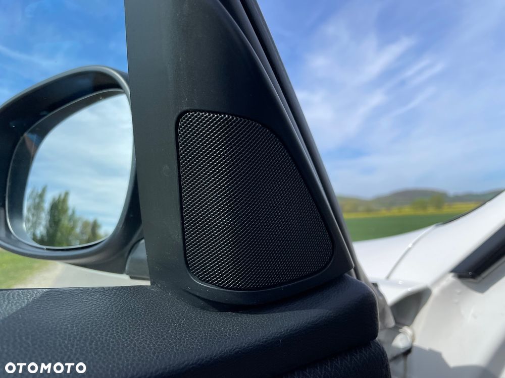 BMW Seria 3 320d xDrive DPF - 29
