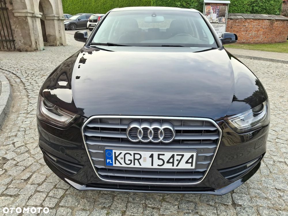 Audi A4 Limousine 2.0 TDI DPF Ambiente - 3
