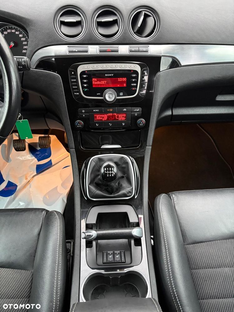 Ford Galaxy 2.0 TDCi Titanium - 26