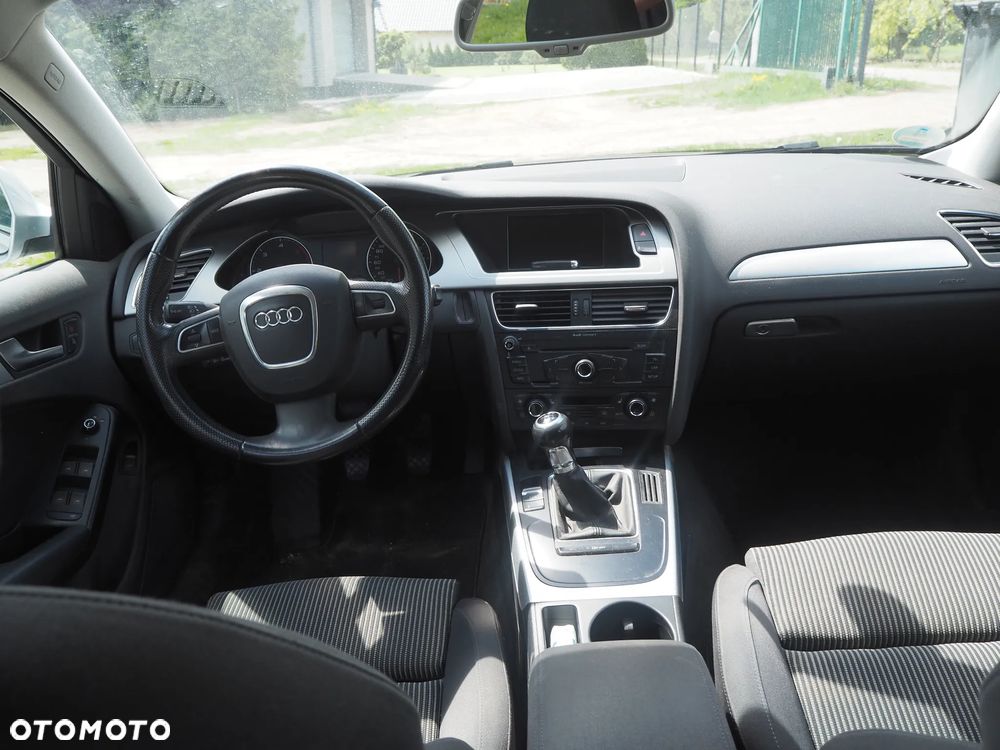 Audi A4 Limousine 2.0 TDI DPF Ambition - 6