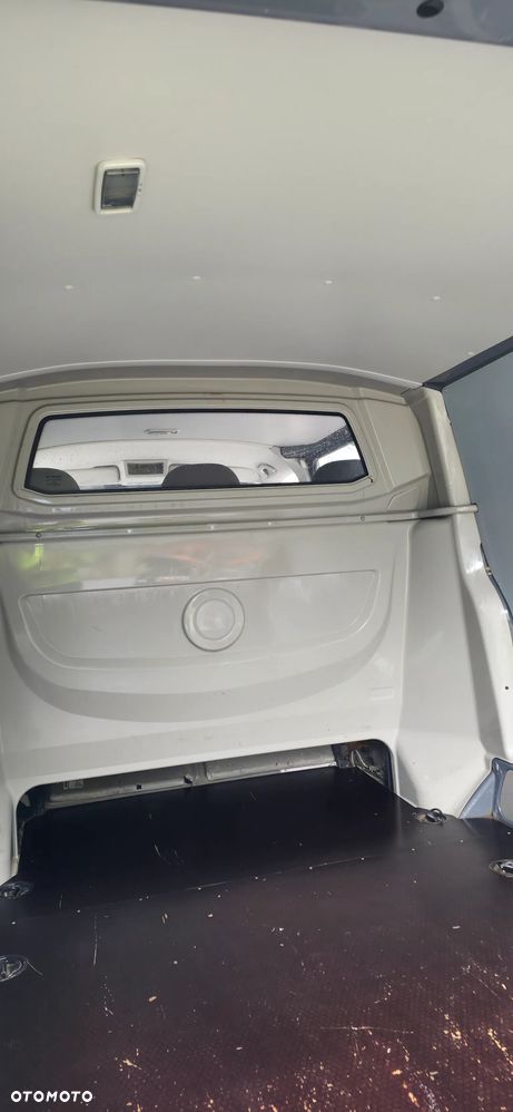 Volkswagen Transporter L2H1 Plus Trendline - 2