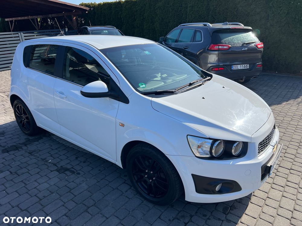 Chevrolet Aveo 1.6 LTZ - 4