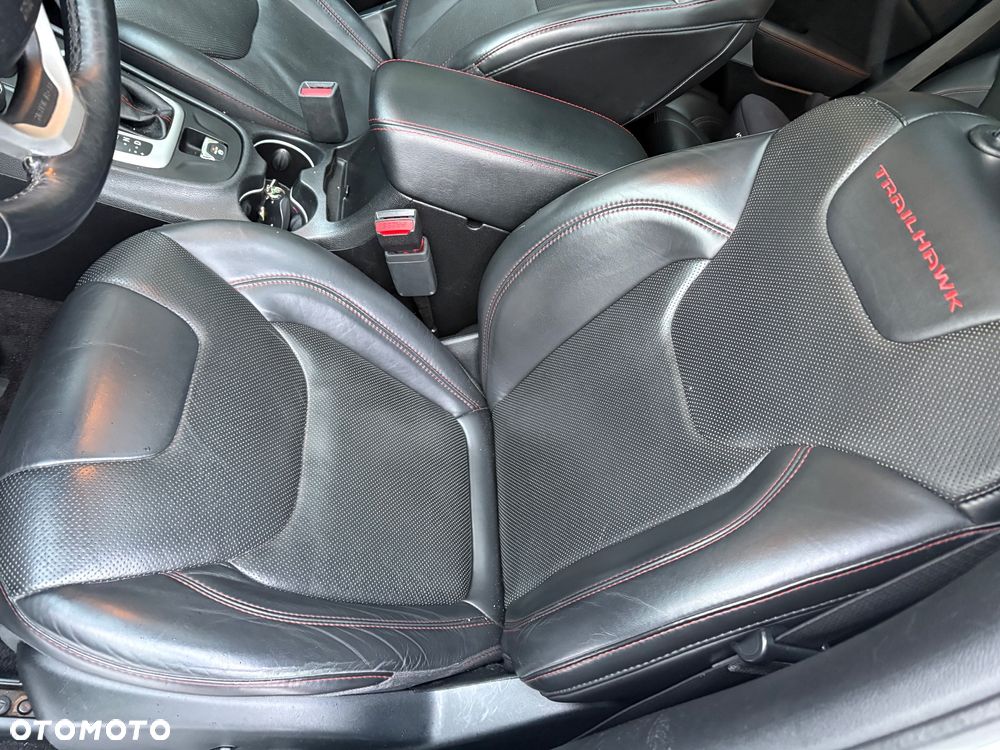 Jeep Cherokee 3.2 V6 Pentastar Active Drive Lock Autom Trailhawk - 13