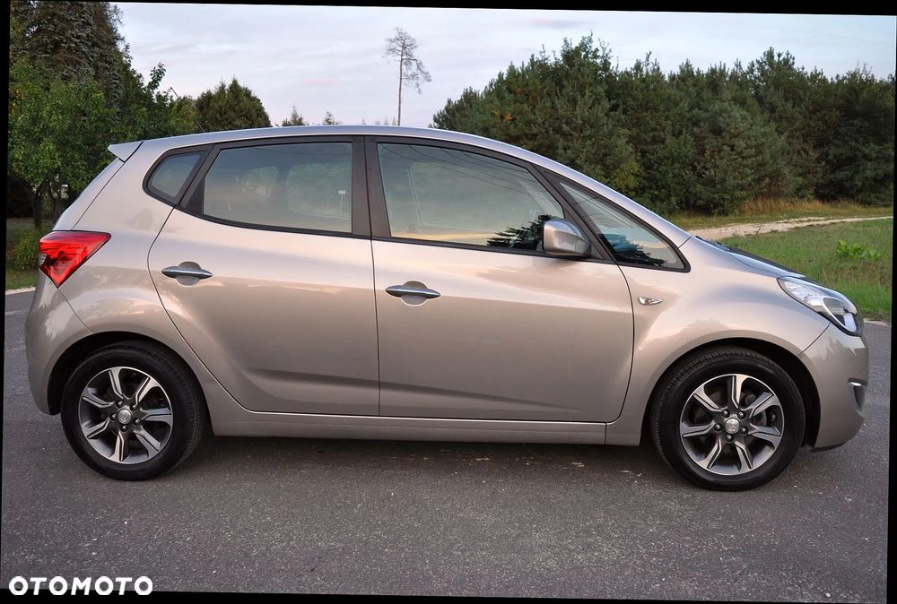 Hyundai ix20 1.6 blue YES Gold - 9