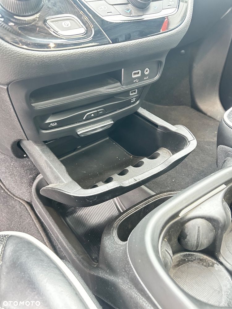 Chrysler Pacifica - 13