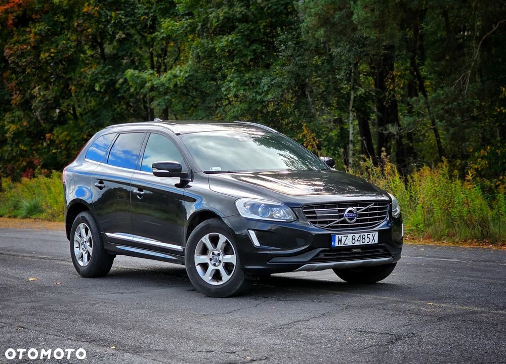 Volvo XC 60 D4 AWD Momentum - 4