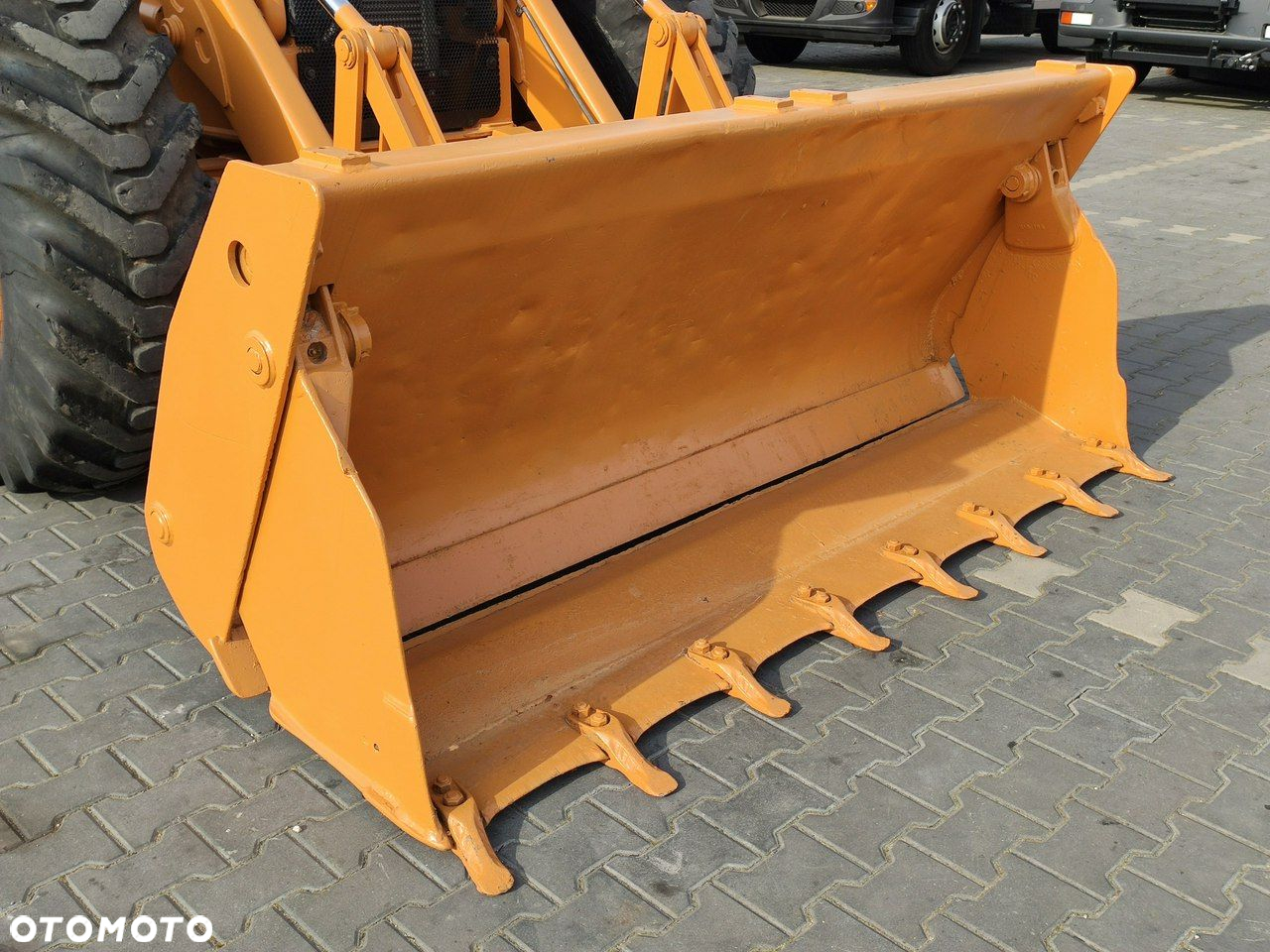 Case 695SR2-4PS - 7