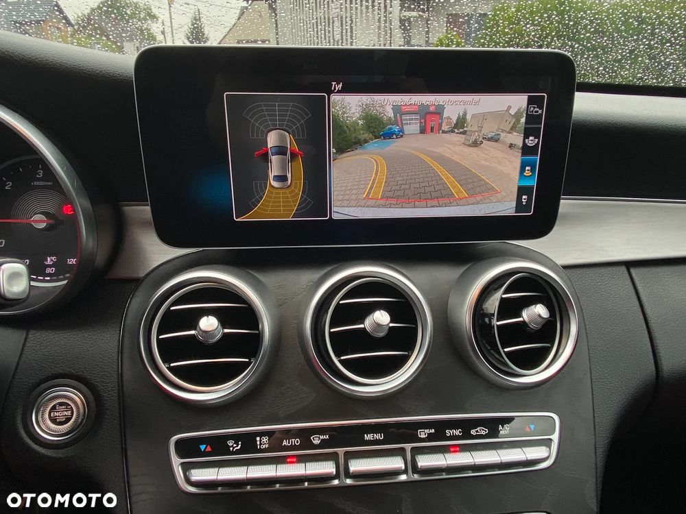 Mercedes-Benz Klasa C 300 d T 9G-TRONIC Avantgarde - 18