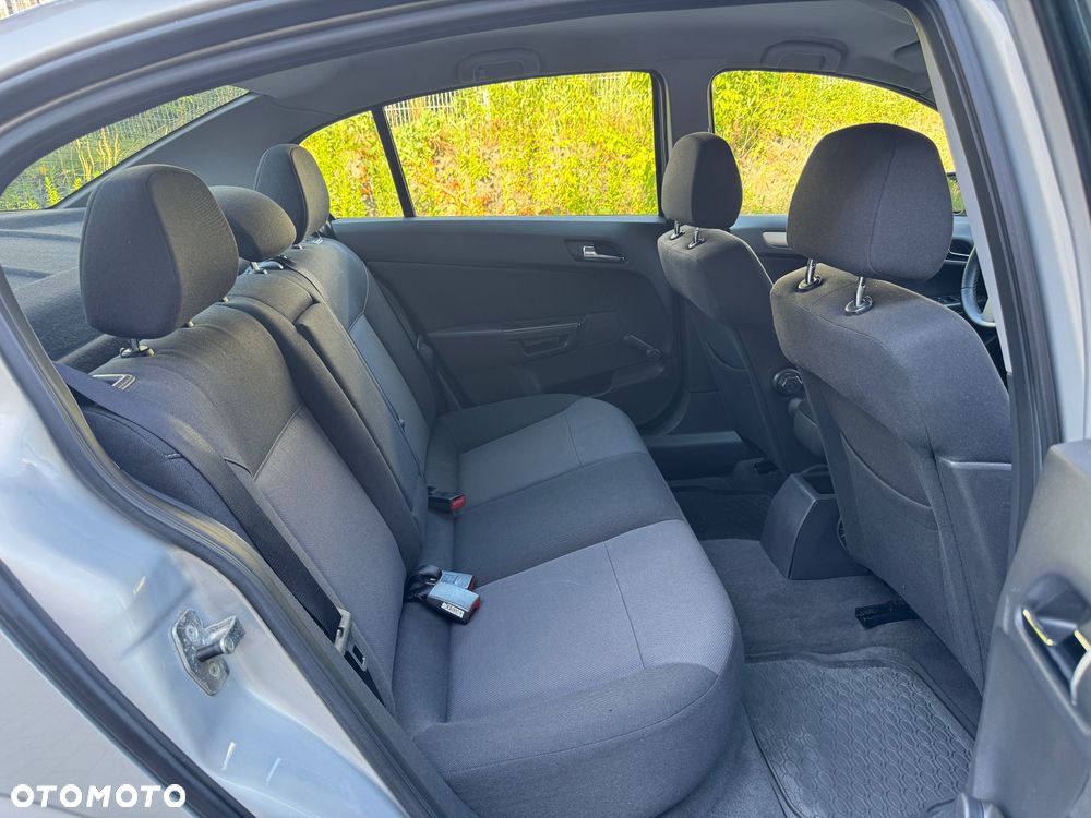 Opel Astra 1.6 Enjoy - 8