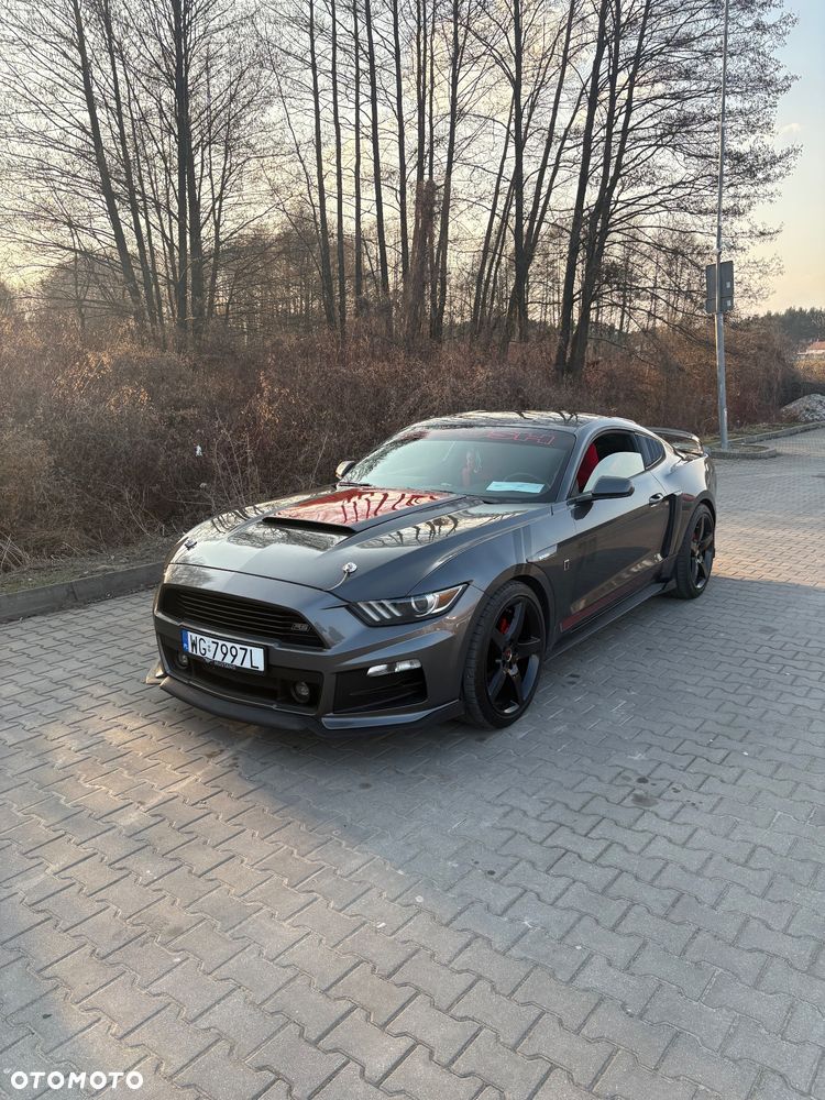 Ford Mustang - 5