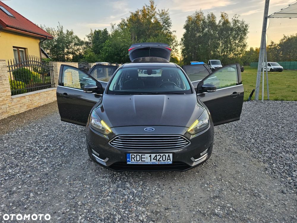Ford Focus 1.6 TDCi DPF Titanium - 10