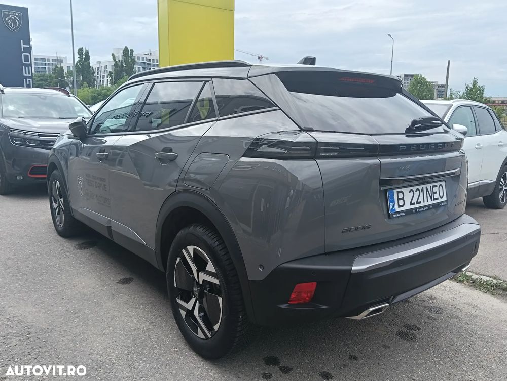 Peugeot 2008 1.2L e-DCS6 MHEV Allure - 3